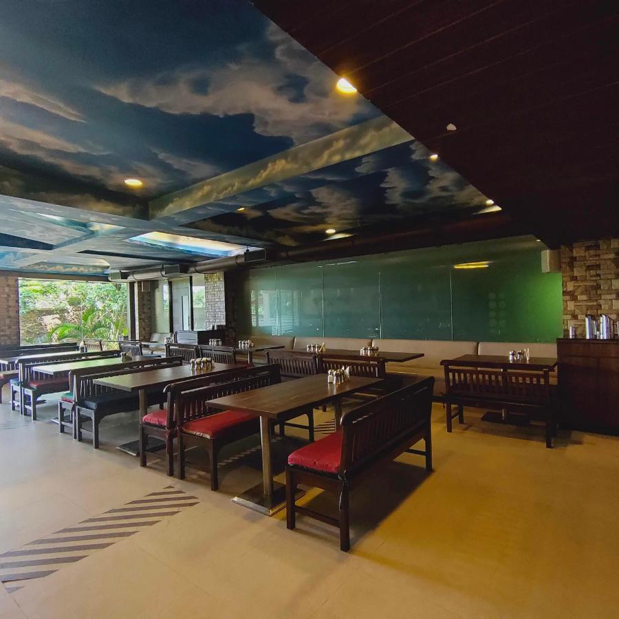 Silverador Resort Thane Exterior photo