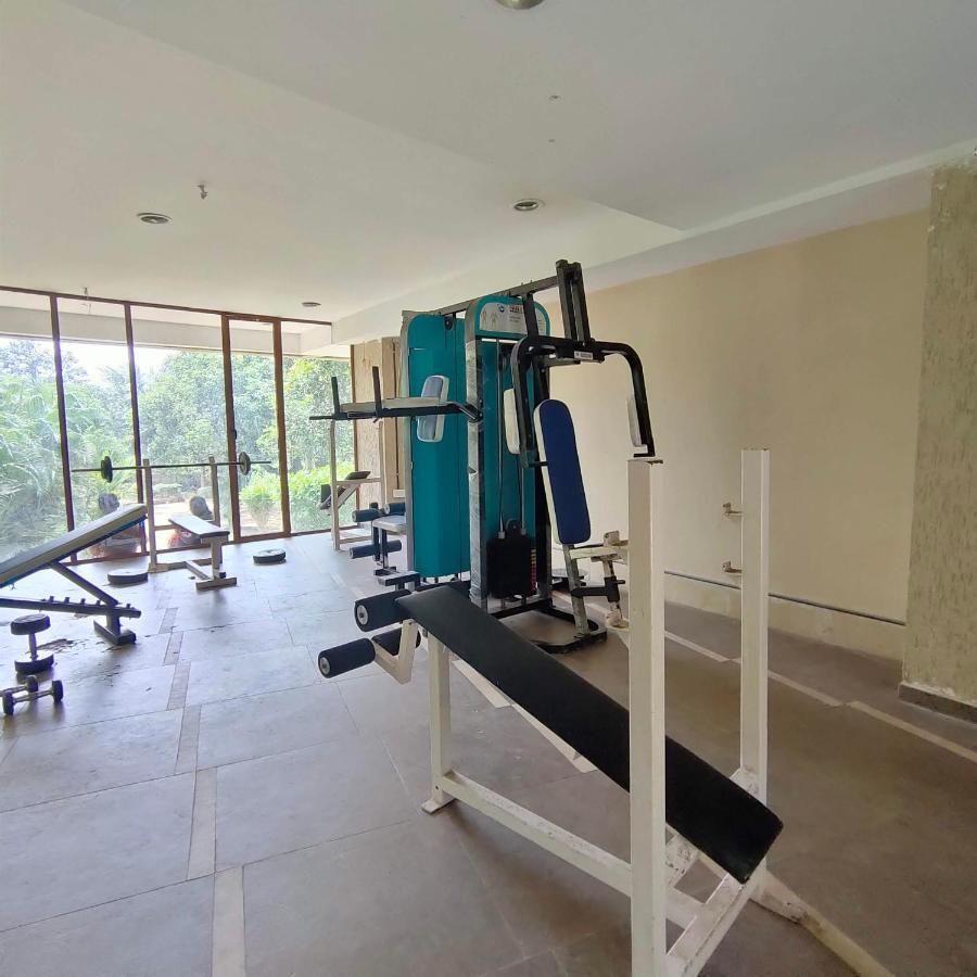 Silverador Resort Thane Exterior photo